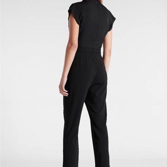 NWT EXPRESS Drape Neck Black Jumpsuit XXS - Picture 2 of 3